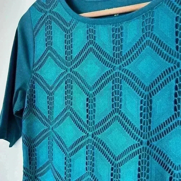 Van Heusen Women’s Turquoise Art  to Wear Geometric Pattern T-Shirt Small - Picture 2 of 8